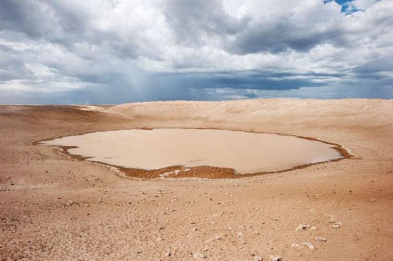 水污染延伸至沙漠 净水器成安全饮水最后一道防线